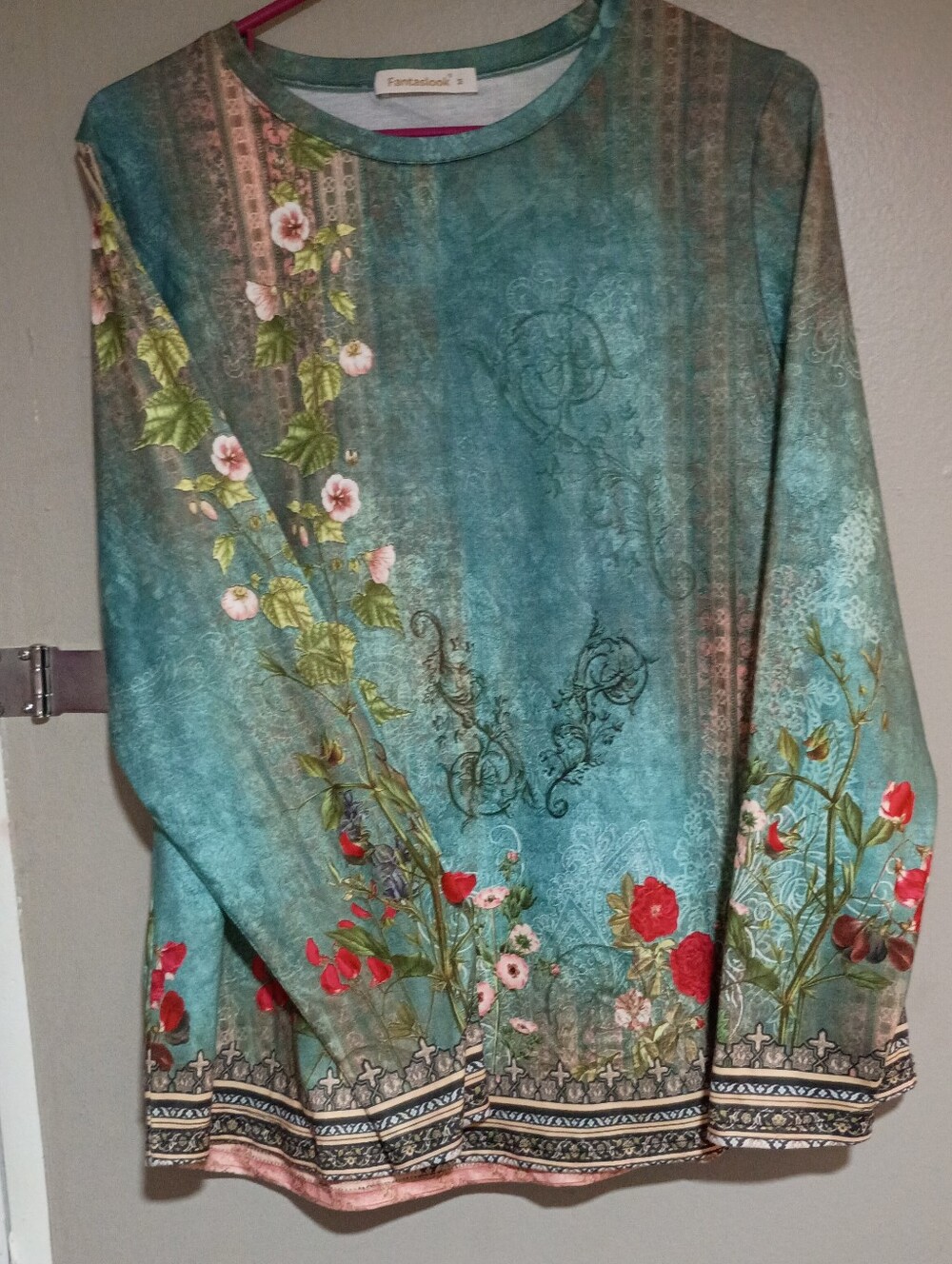 Fantastico Teal Floral Long-Sleeve Tee